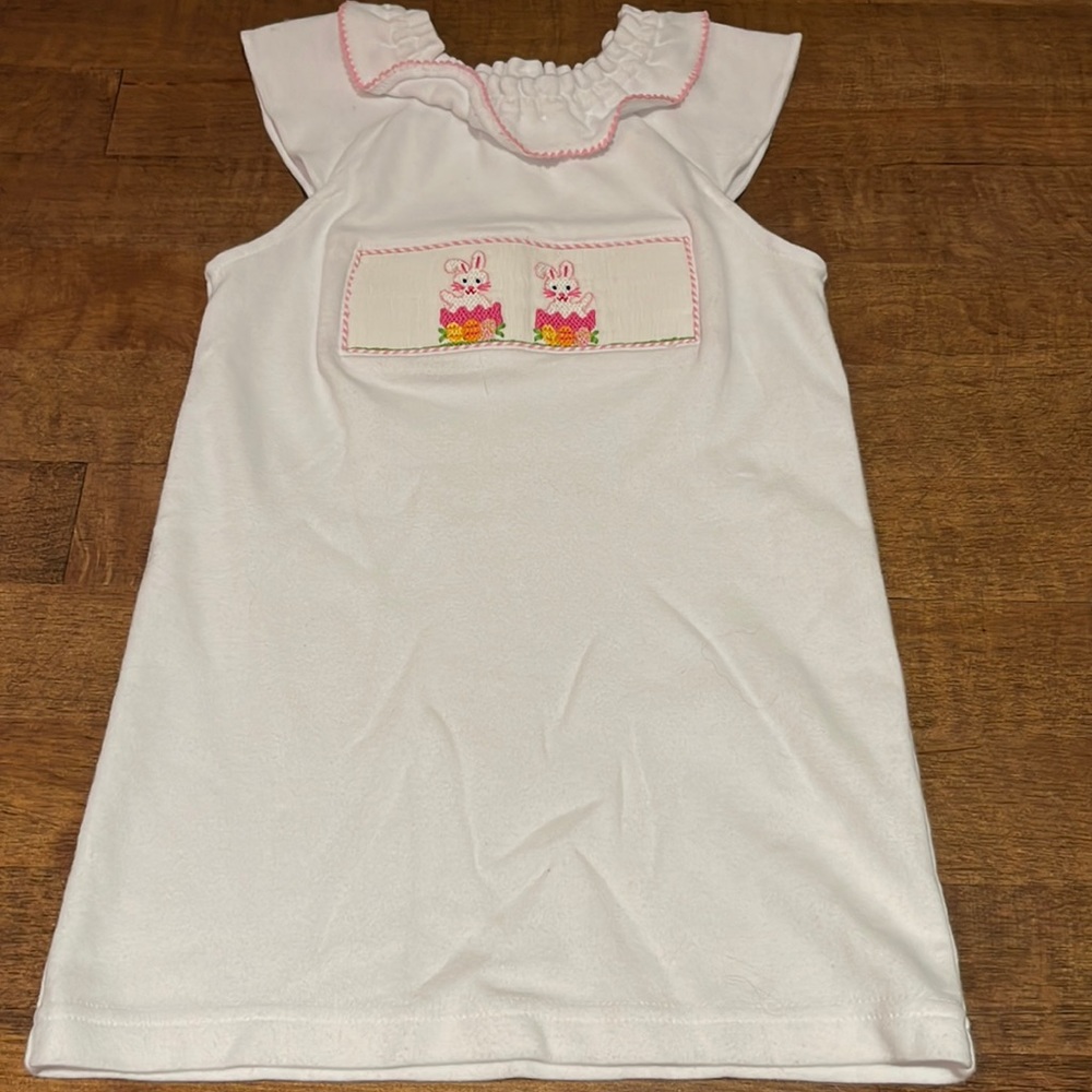 Girls Bunny smocked shirt size 5